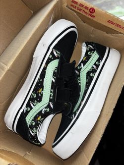 Aliens Glow In The Dark