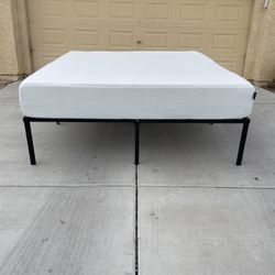 King Size Metal Platform Bed  Frame With Memory Foam Mattress!!