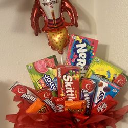 Valentine Candy Basket With Balloon 