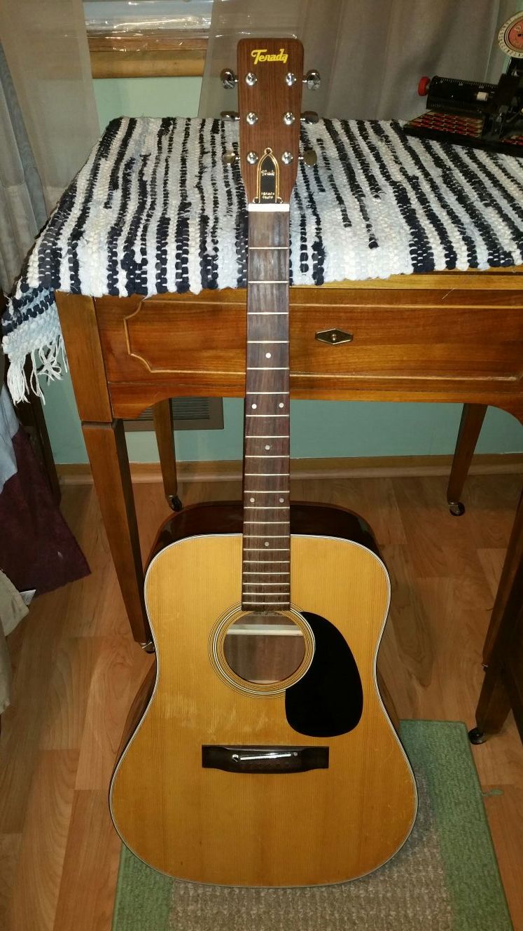 Terada FW-910 Acoustic Guitar