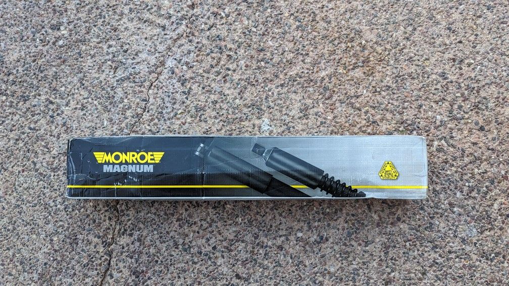  Shock Absorber MONROE 557007 - Magnum RV Shock Absorber

