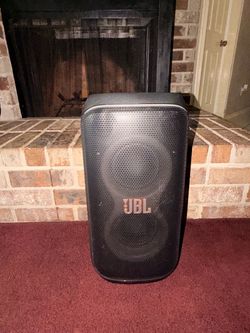 JBL party box club 120