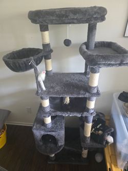 Cat tree
