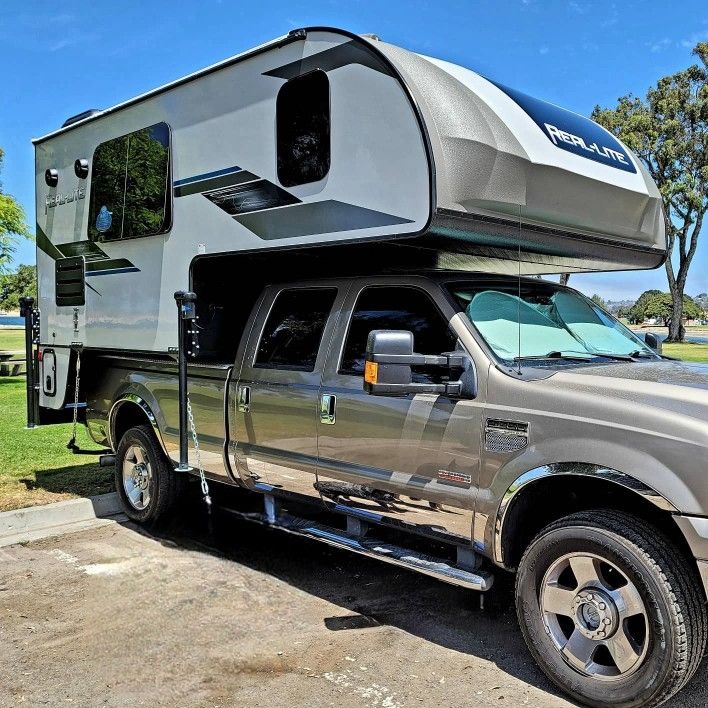 2021 Palomino HS-1910 and 2006 F350 4x4