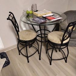 Table Set With Two Chairs 