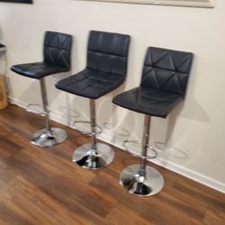 Bar Stools 