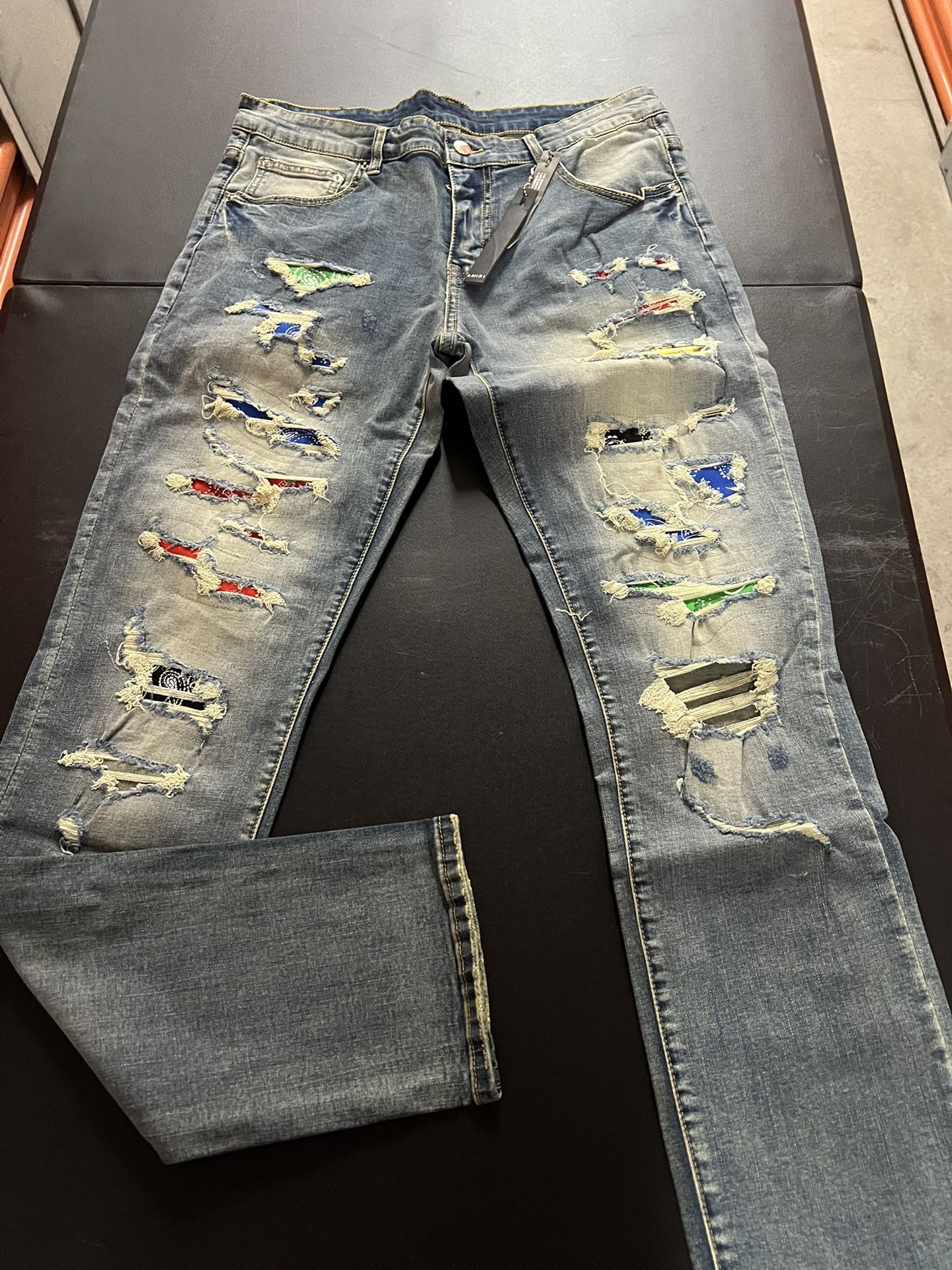 Amiri Sz 36