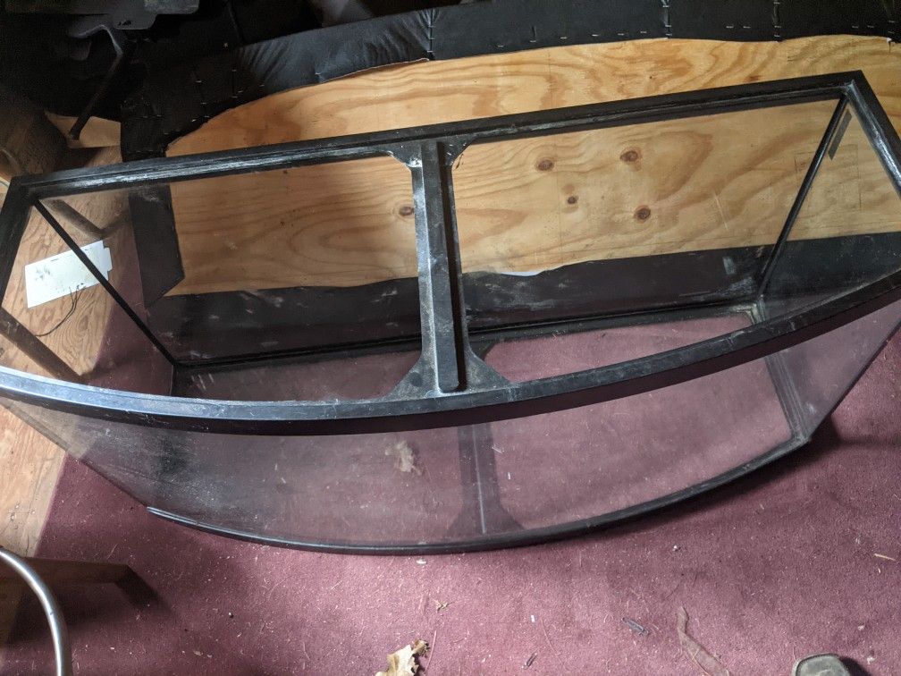 72 Gallon Bow Front Fish Tank