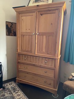 Pine Dresser