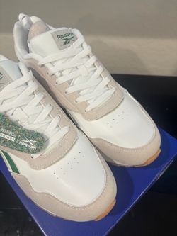 Reebok Harman Run double size 11 men or size 12.5 women brand new