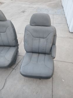 Driver and passenger seat for Tahoe Chevy truck