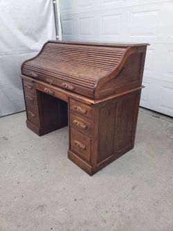 Desk - Vintage Roll Top Desk With Key