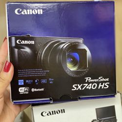 Canon Powershot SX740 HS