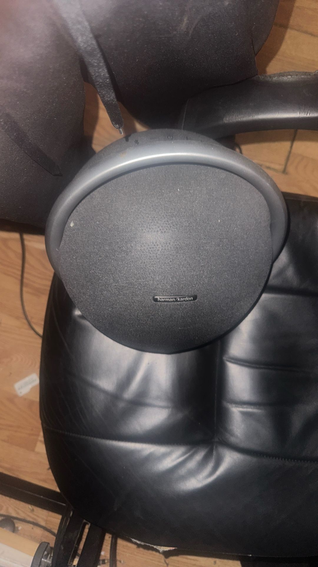 Harman Kardon Onyx Studio 7 Bluetooth Speaker β Premium Sound & Deep Bass