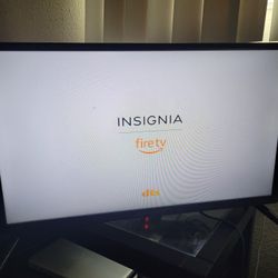 INSIGNIA FIRE TV LIKE NEW
