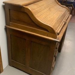 Beautiful S-Curve Antique Rolltop Quarter Sawn Oak Desk