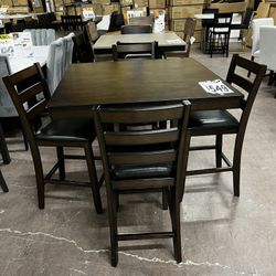 SALE!  5pc. Counter Height Dinette (Reg. $649)  NEW IN BOXES!