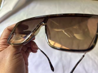 Quay sunglasses