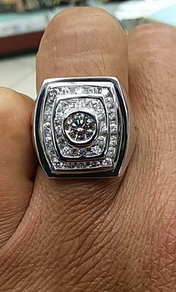 14k white gold ring 23.1 grams 2 ct vs Diamonds