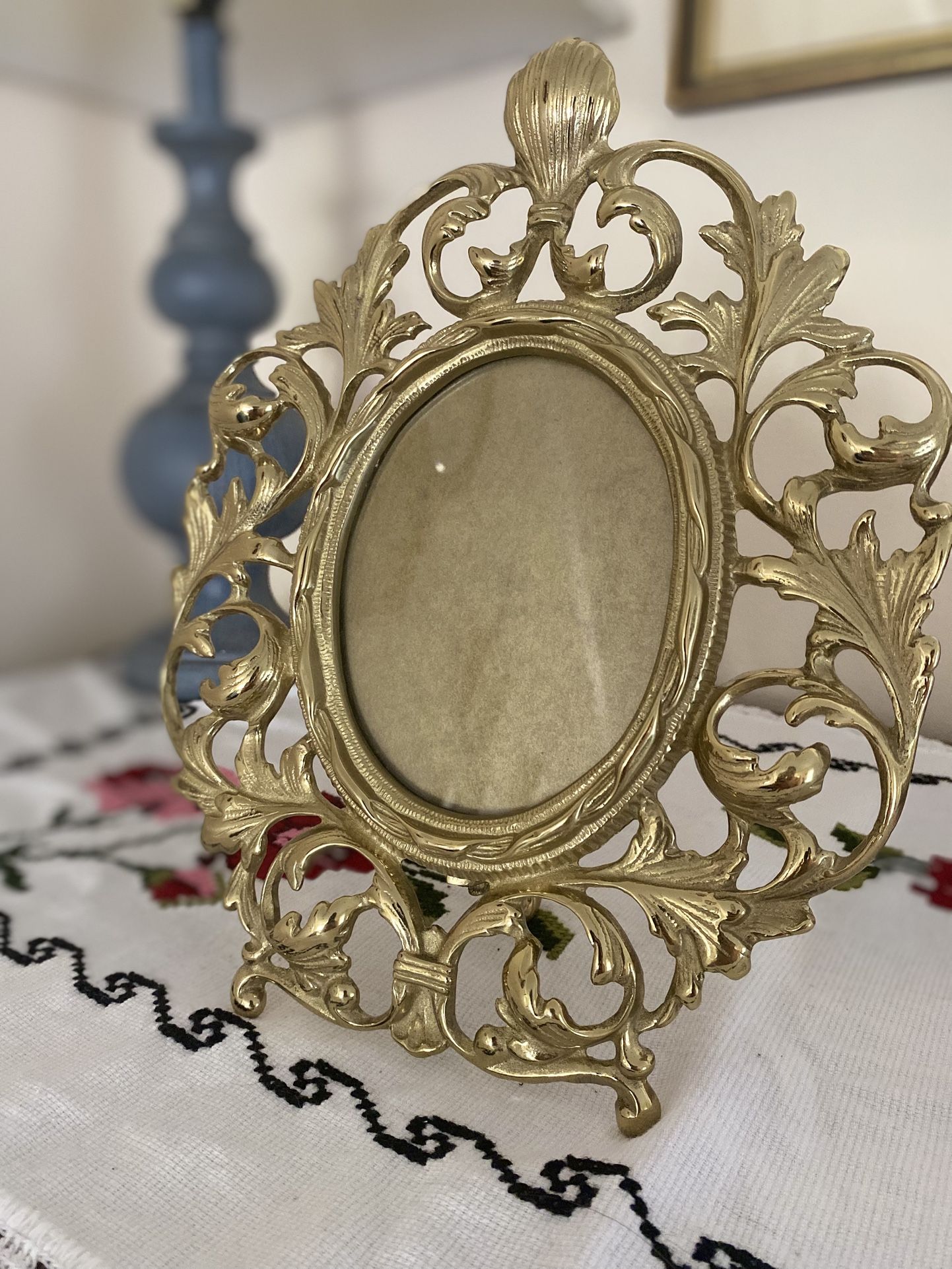 Vintage Golden Oval Frame