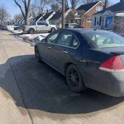 2011 Chevy Impala clean title