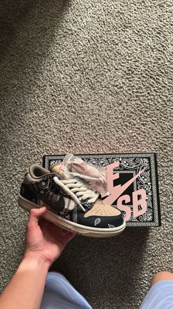 Travis Scott dunks