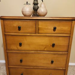 Pristine Pottery Barn 5 Drawer Catalina Dresser