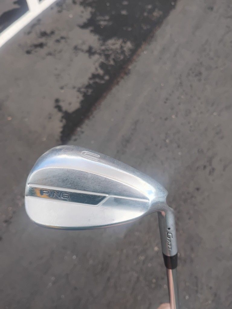 Golf Clubs! Ping G700 Utility Wedge!