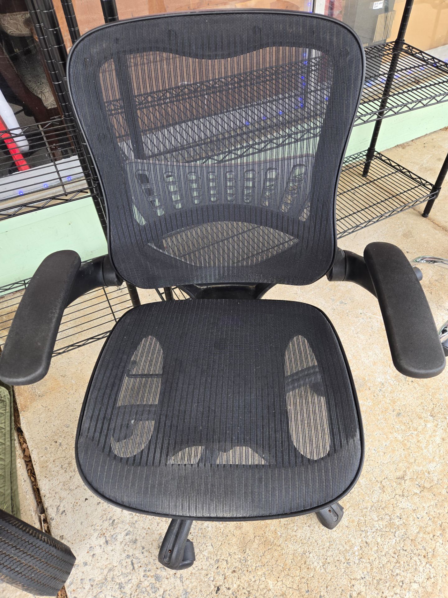 Office Chair ( Read description)