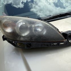 2004-2008 Mazda 3 Passenger Headlight