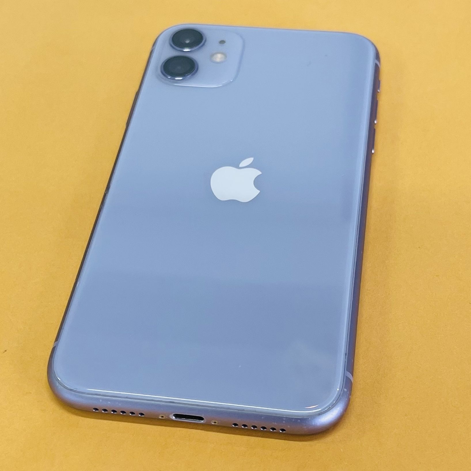 Apple iPhone 11 64GB purple Color. Unlocked And Ready To Use With 