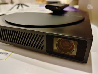 XGIMi LED 1920*1080 Full HD, Auto Focus, Auto Keystone Correction Home Projector