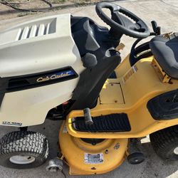 Cub Cadet Riding Lawn Mower 