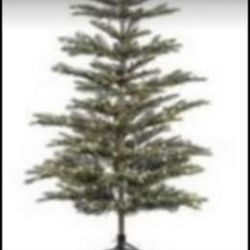 NEW 4.5’ Christmas Tree. Box Never Opened ** READ BELOW (Johnstown Ohio)