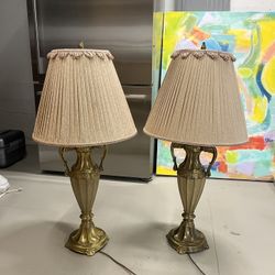2 Tiffany Lamps