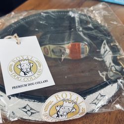 LV Royal Dog collar