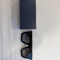 Authentic Louis Vuitton Sunglasses 