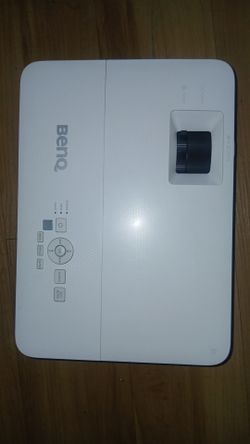 BENQ TH585P