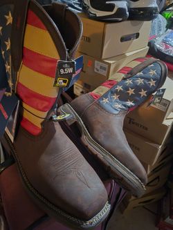 Botas Durango nuevas original traen caskillo,  9.5w, 9m,8m, $145 par  seagoville tx 75159