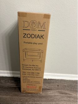 DOM family portable play yard