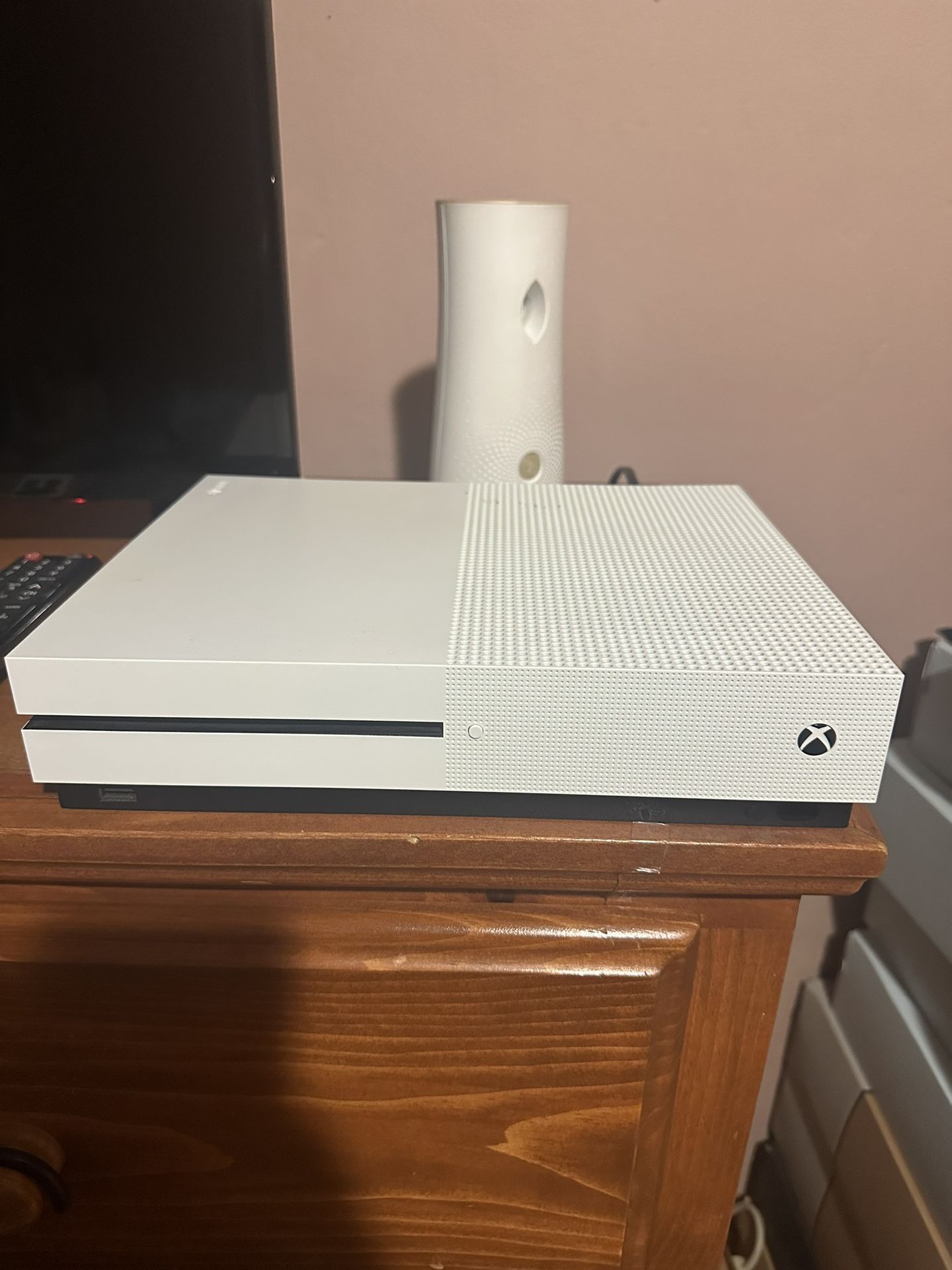 Xbox One 500GB White