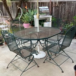 **** VINTAGE WOODARD DINING TABLE SET - PLS READ DESCRIPTION & SEE MY OTHER LISTINGS ****