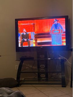 55inch Black Sanyo Tv with stand