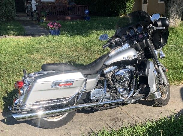 2003 Harley Davidson FLHTC Ultra Classic