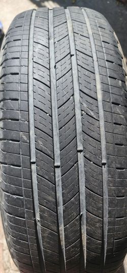 Used Car Tire with Good Tread x2- 225/60f/18