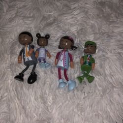 Pottery Barn Kids Dollhouse Miller Family - Dollhouses & Dollhouse Accessories