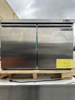 Under Counter 2 Door Freezer De 48