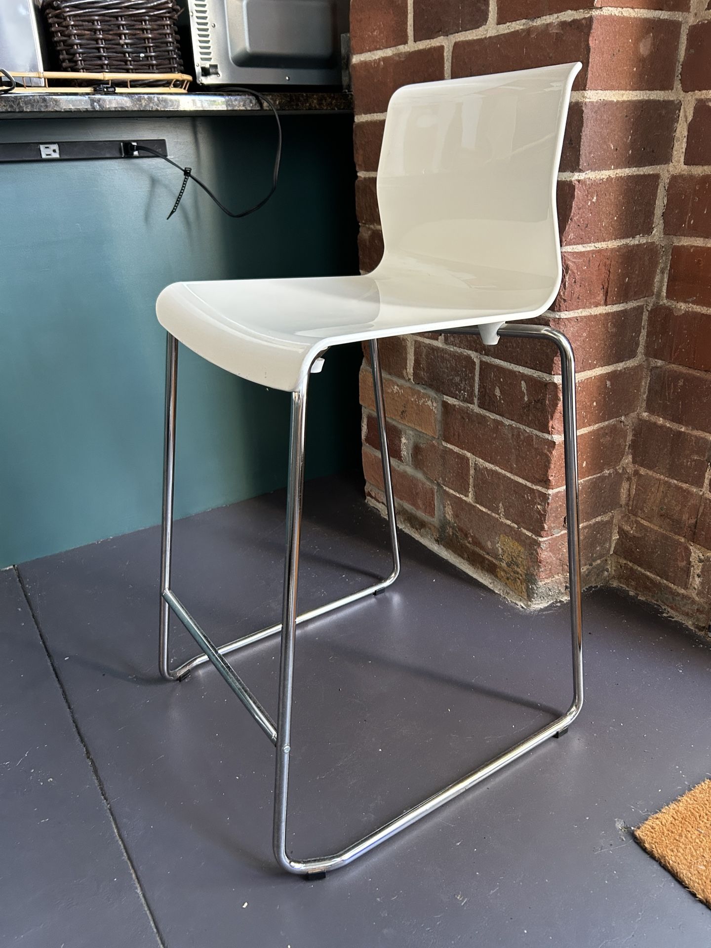 x3 IKEA Glenn Barstools