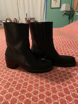 Tommy Hilfiger Boots Size 9 1/2