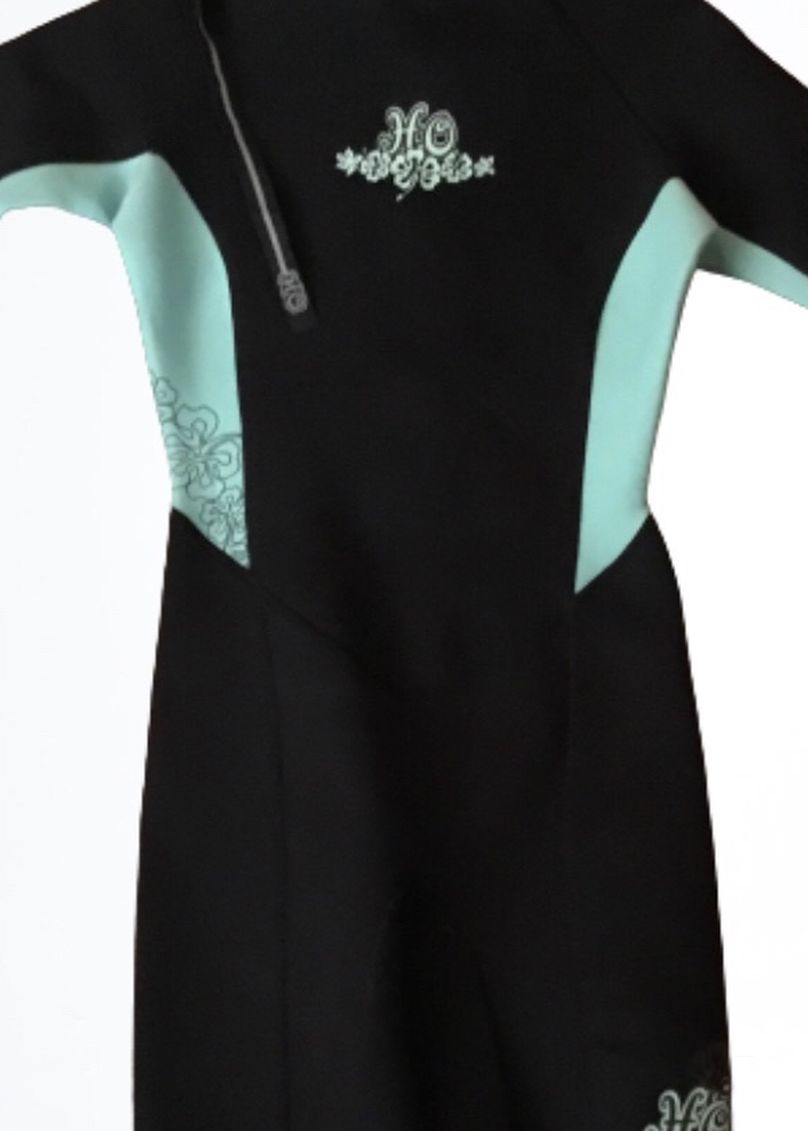 NEW! HO SHORTIE WETSUIT WOMENS 6